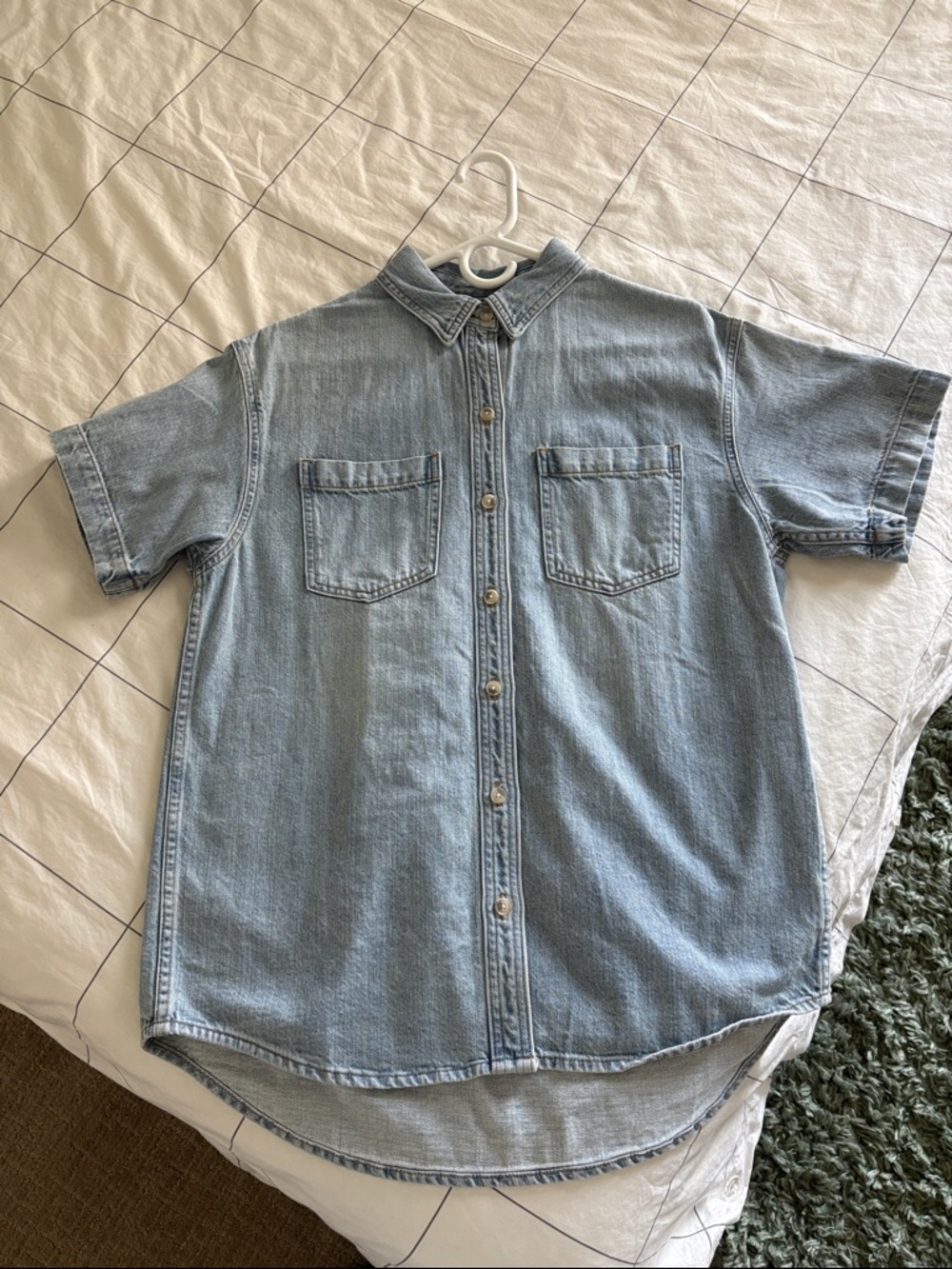 Aritzia Denim Forum Light Blue Short Sleeve Denim Shirt